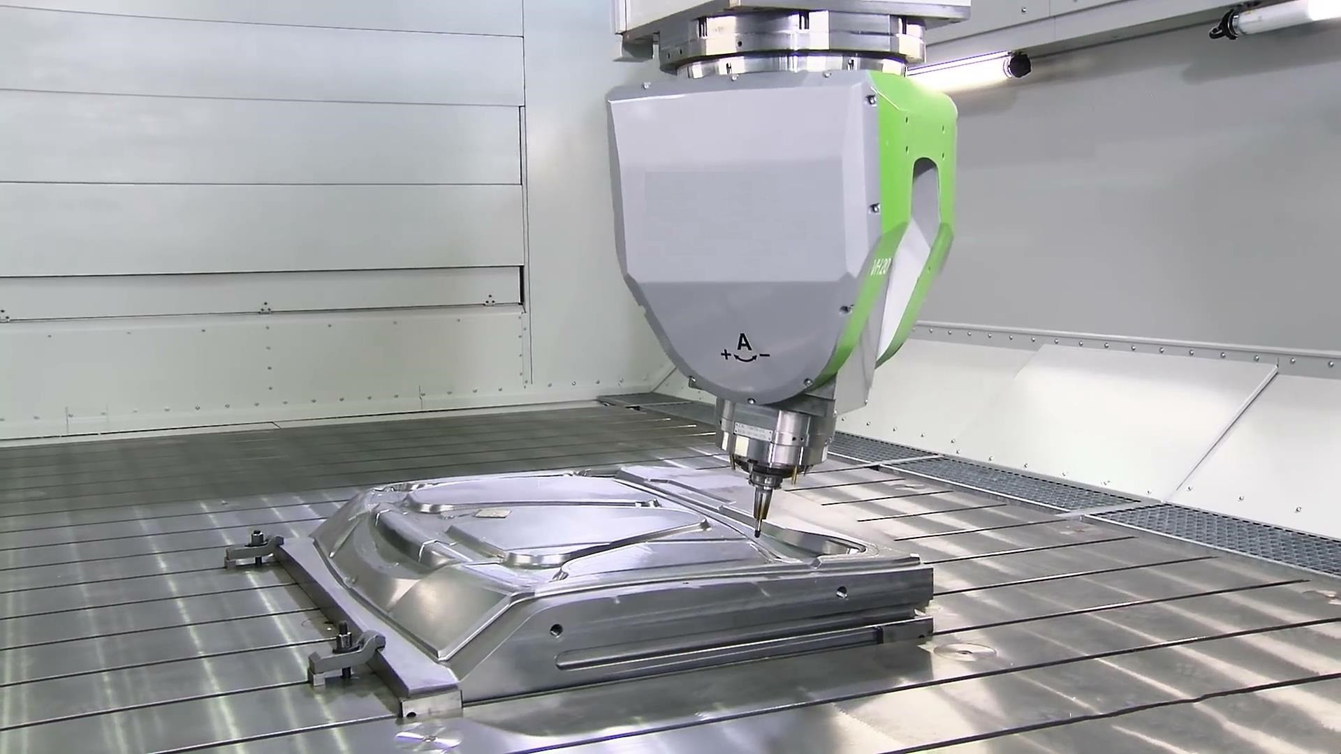 Deep cavity mold